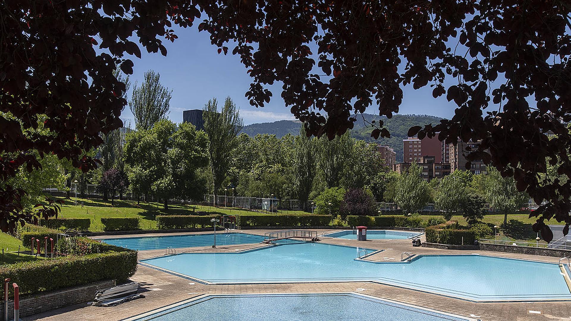 Bilbao abre el lunes los jardines de los polideportivos de Txurdinaga